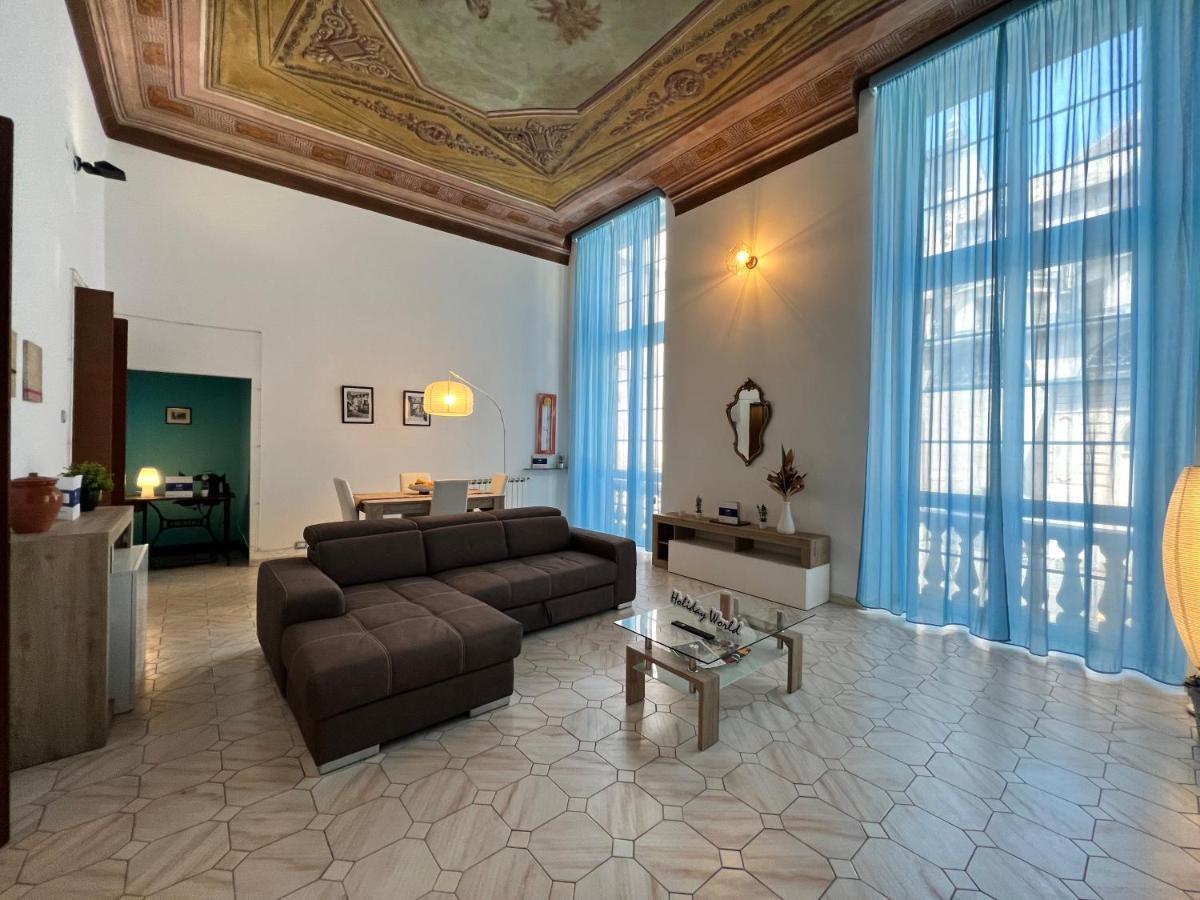 House Doge Antonino By Holiday World * Genua